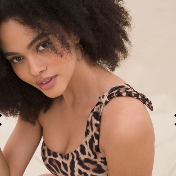 Michael Kors Women Tan Brown Leopard Print knotted one Shoulder Swimsuit sz 8 - Picture 15 of 16